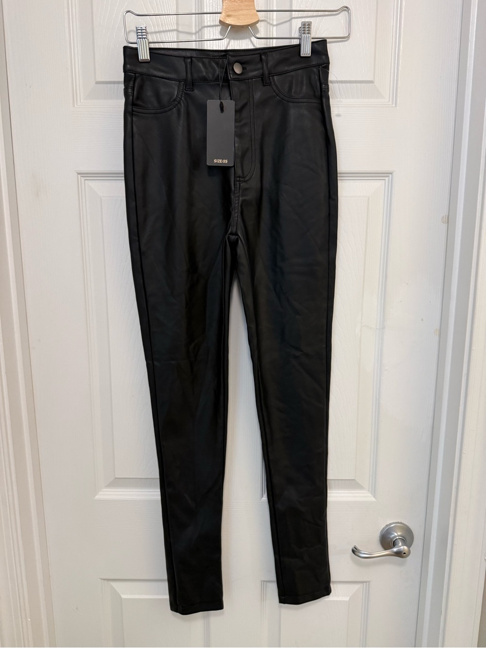 NWT Shinestar Women's High-Rise Vegan Leather Skinny Pants